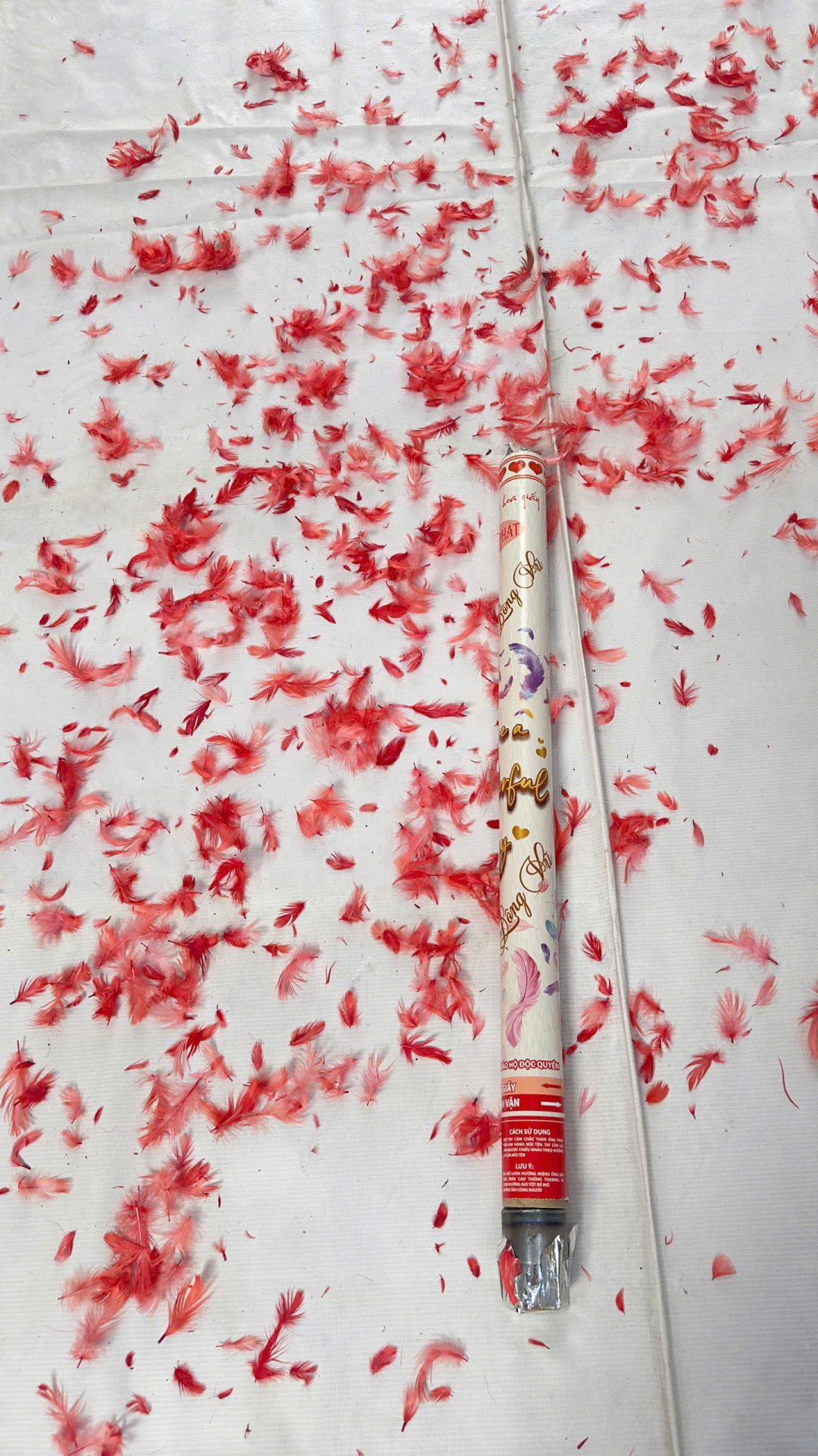 ✨PHÁO GIẤY BẬT RA LÔNG VŨ- ĐIỂM NHẤN LÃNG MẠN CHO NGÀY CƯỚI !✨